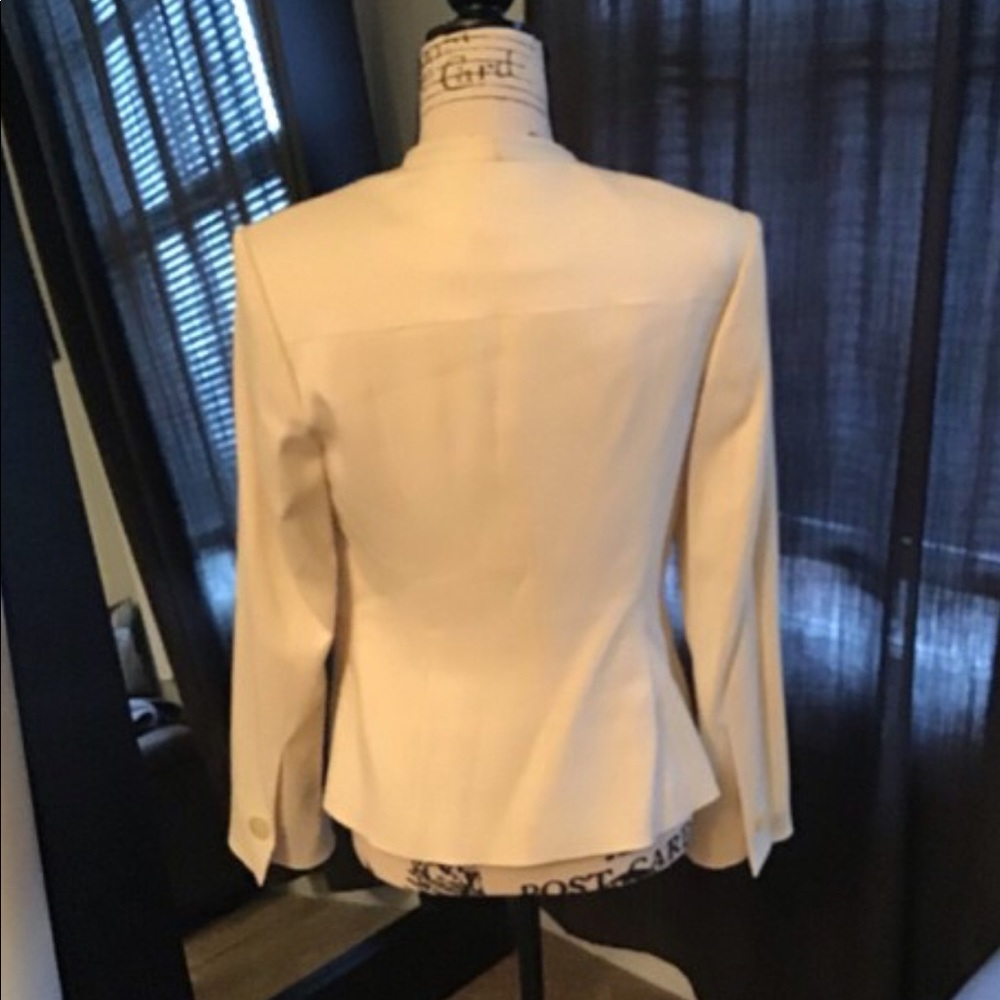 Jacket - Picture 2 of 5